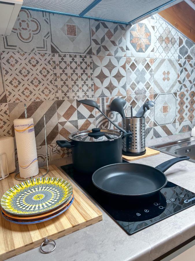 Interno7 Rooms กาสเตลลัมมาเร ดิ สตาเบีย ภายนอก รูปภาพ